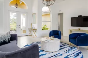 982 Tivoli Ct, Naples, FL 34104 - Photo 10