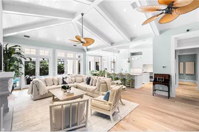 532 Pine Grove Ln, Naples, FL 34103 - Photo 6