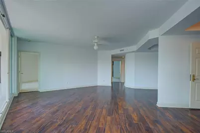 445 Cove Towers Dr #304, Naples, FL 34110 - Photo 18