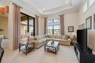 12440 Wisteria Dr, Naples, FL 34120 - Photo 6