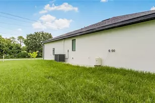 178 McArthur Blvd, Lehigh Acres, FL 33974 - Photo 12
