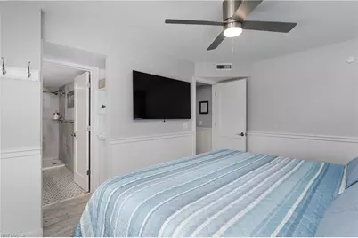 1295 Gulf Shore Blvd S #128, Naples, FL 34102 - Photo 14