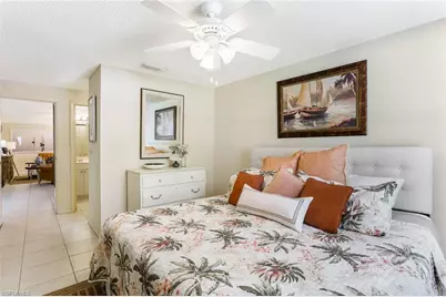 633 91st Ave N, Naples, FL 34108 - Photo 16