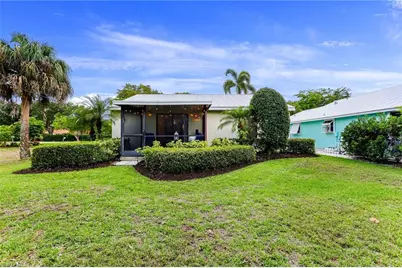 633 91st Ave N, Naples, FL 34108 - Photo 24