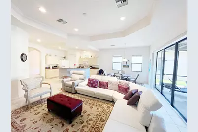 1366 Serrano Cir, Naples, FL 34105 - Photo 10