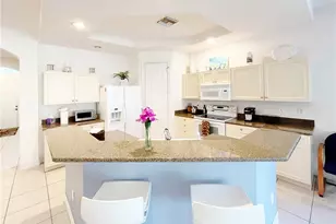 1366 Serrano Cir, Naples, FL 34105 - Photo 6