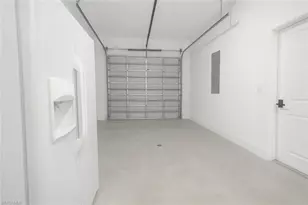 432 Raymer St, Lehigh Acres, FL 33974 - Photo 8