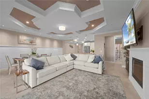 8773 Bellano Ct, Naples, FL 34119 - Photo 4