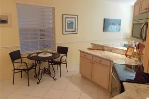 5693 Heron Ln, Naples, FL 34110 - Photo 6