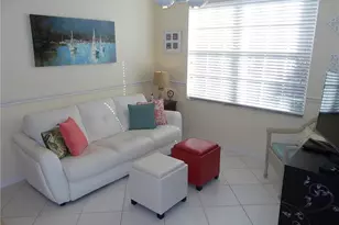 5693 Heron Ln, Naples, FL 34110 - Photo 10