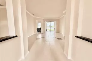 1098 Port Orange Way, Naples, FL 34120 - Photo 4