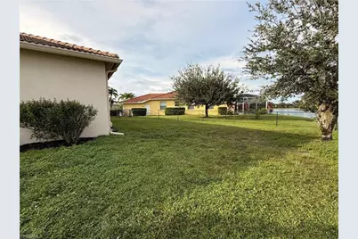 1098 Port Orange Way, Naples, FL 34120 - Photo 36