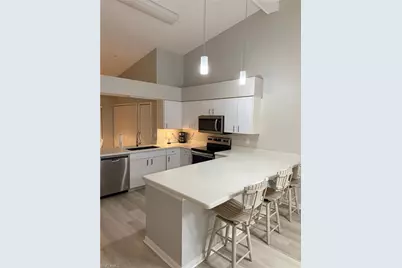 28740 Diamond Dr #204, Bonita Springs, FL 34134 - Photo 4