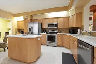 5901 Ashford Ln, Naples, FL 34110 - Photo 6