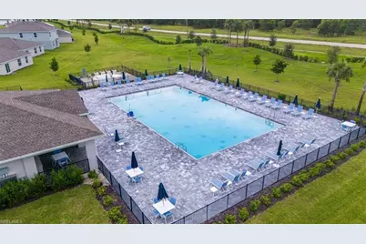 12252 Amber Waves Rd, Lehigh Acres, FL 33974 - Photo 34