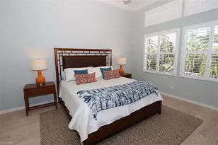 1080 5th St S, Naples, FL 34102 - Photo 10