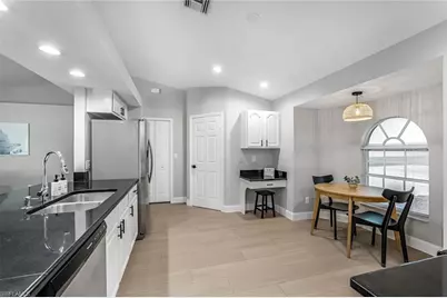 45 Wickliffe Dr, Naples, FL 34110 - Photo 10