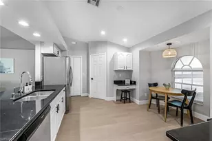 45 Wickliffe Dr, Naples, FL 34110 - Photo 10