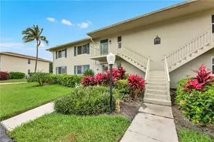 272 Winners Cir, Naples, FL 34112 - Photo 2