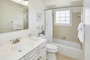 3070 Gulfshore Blvd N, Naples, FL 34103 - Photo 16