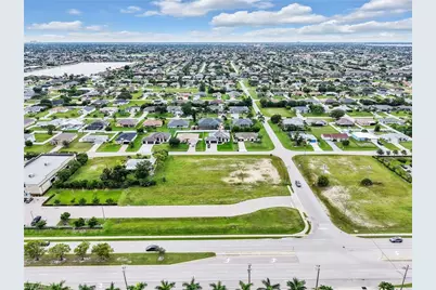 4441 Chiquita Blvd S, Cape Coral, FL 33914 - Photo 12
