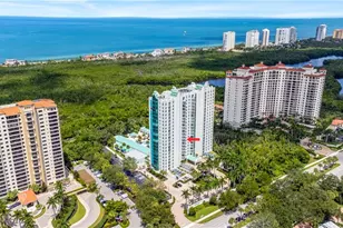 7515 Pelican Bay Blvd, Naples, FL 34108 - Photo 44