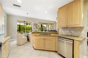 10010 Valiant Ct, Miromar Lakes, FL 33913 - Photo 8