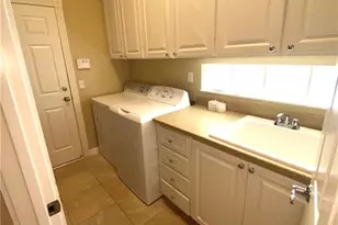 7662 Sicilia Ct, Naples, FL 34114 - Photo 34