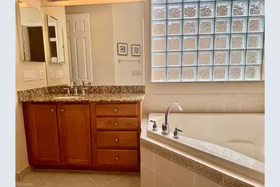 10419 Carolina Willow Dr, Fort Myers, FL 33913 - Photo 10