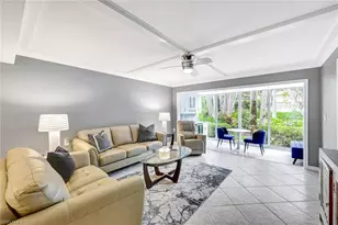 900 8th Ave S, Naples, FL 34102 - Photo 2