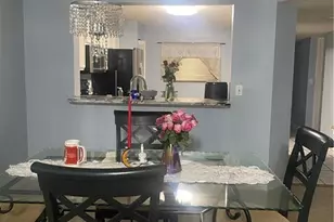 653 Squire Cir, Naples, FL 34104 - Photo 6