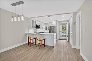 29 High Point Cir E, Naples, FL 34103 - Photo 8