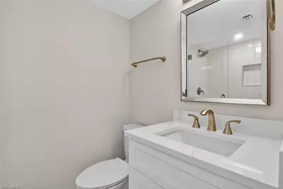 29 High Point Cir E #204, Naples, FL 34103 - Photo 14