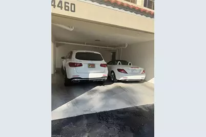 4460 Yacht Harbor Dr, Naples, FL 34112 - Photo 28