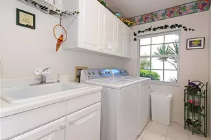322 Melrose Pl, Naples, FL 34104 - Photo 12