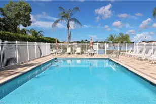 322 Melrose Pl, Naples, FL 34104 - Photo 16