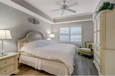 410 Bayfront Pl #2405, Naples, FL 34102 - Photo 10