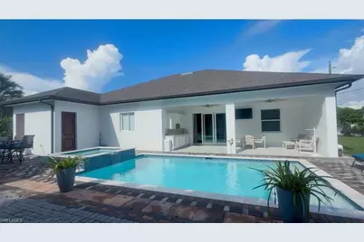 1806 41st St SW, Naples, FL 34116 - Photo 10