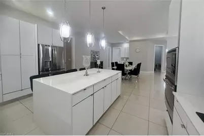 1806 41st St SW, Naples, FL 34116 - Photo 8