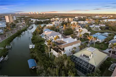 195 Topanga Dr, Bonita Springs, FL 34134 - Photo 2