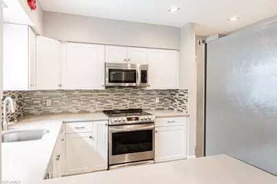 4544 Court Way #18D, Naples, FL 34109 - Photo 8