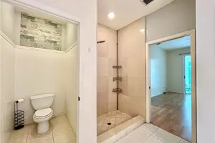 443 Crossfield Cir, Naples, FL 34104 - Photo 32