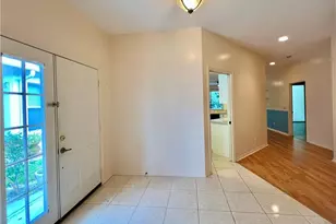 443 Crossfield Cir, Naples, FL 34104 - Photo 2