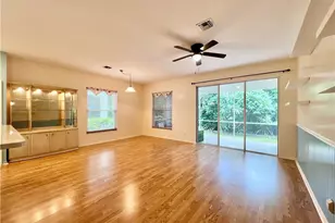 443 Crossfield Cir, Naples, FL 34104 - Photo 14