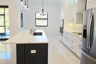 2361 2nd Ave NE, Naples, FL 34120 - Photo 8