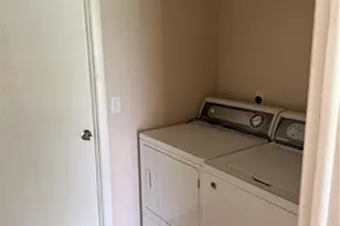 825 SW 37th Terrace, Cape Coral, FL 33914 - Photo 14