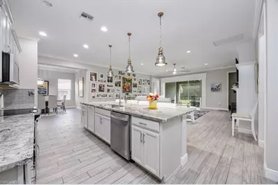 3845 Helmsman Dr, Naples, FL 34120 - Photo 10