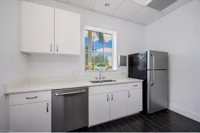3845 Helmsman Dr, Naples, FL 34120 - Photo 44