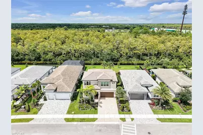 11265 Daphne Ct, Naples, FL 34120 - Photo 2