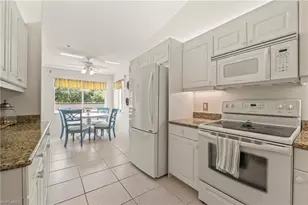 2381 Hidden Lake Ct, Naples, FL 34112 - Photo 8